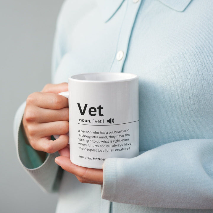 Personalised vet mug with definition - Veterinary university graduation present - Vet gift ideas for colleague - Veterinarian coffee mug
