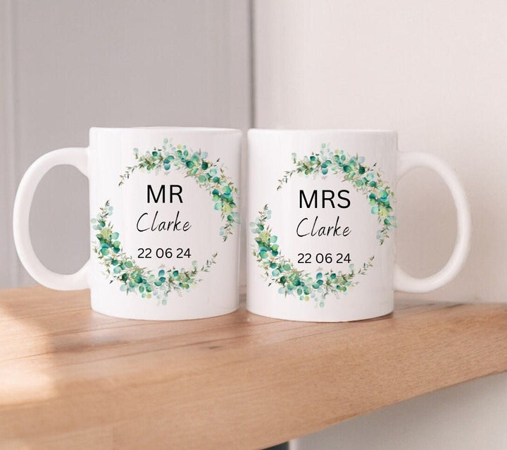 Personalised wedding gift - Bride and groom wedding mugs - Elegant design - Mrs and mrs mugs - Wedding keepsake for newlywed couples